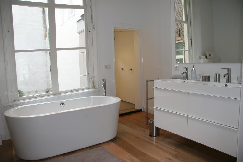 Mokum Suites Amsterdam Bagian luar foto